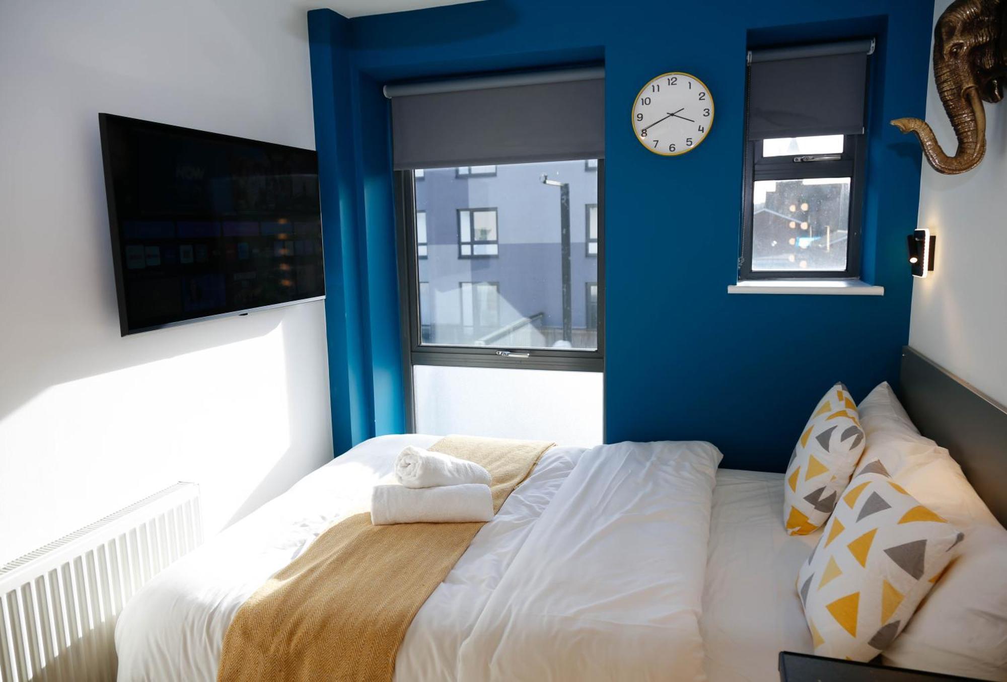 New Luxury Rooms In The Heart Of London Next To Shops, Cafes, Bars & Metro With Shared Bathrooms Ngoại thất bức ảnh