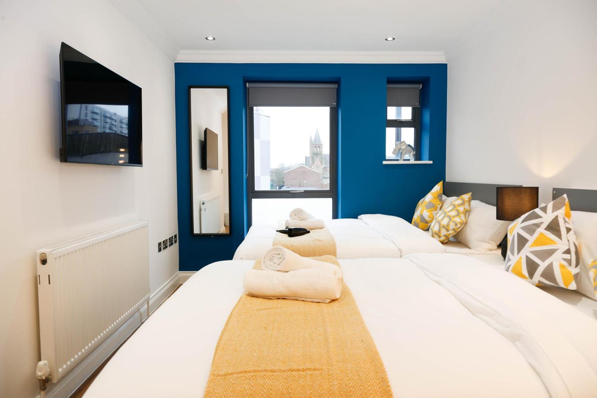 New Luxury Rooms In The Heart Of London Next To Shops, Cafes, Bars & Metro With Shared Bathrooms Ngoại thất bức ảnh