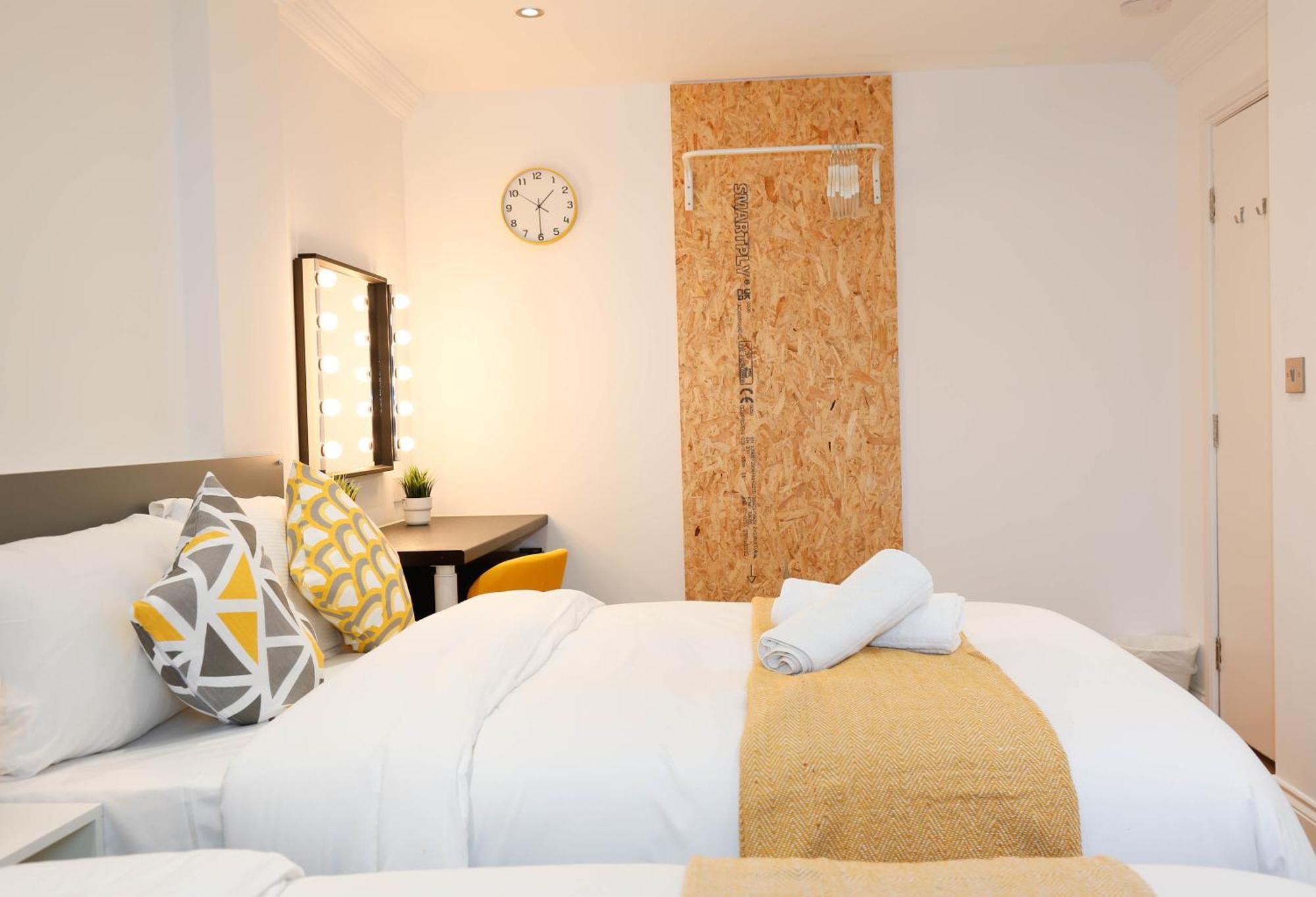 New Luxury Rooms In The Heart Of London Next To Shops, Cafes, Bars & Metro With Shared Bathrooms Ngoại thất bức ảnh