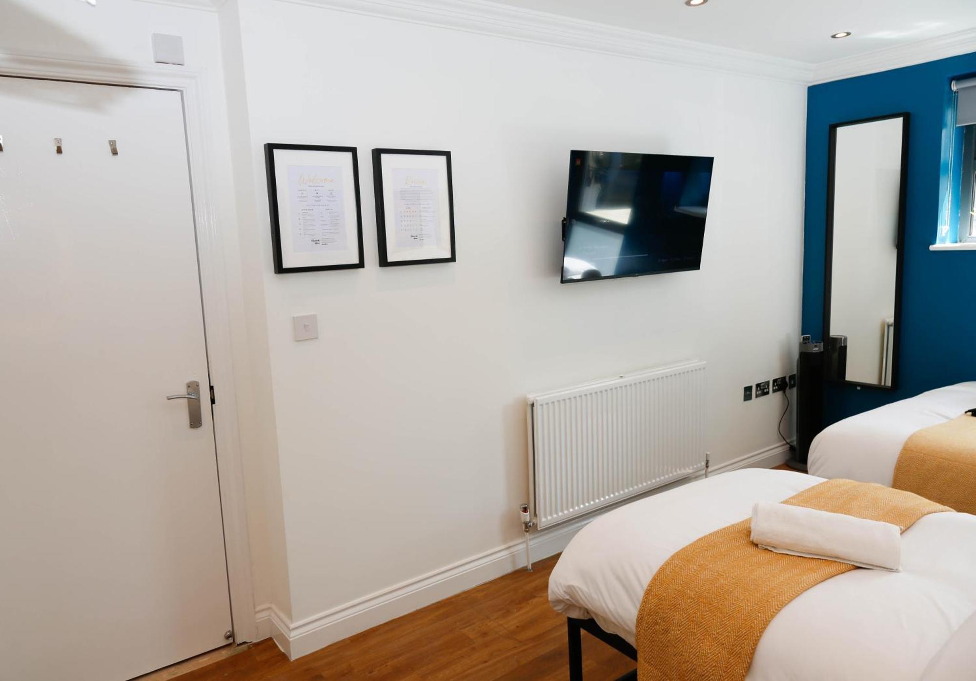 New Luxury Rooms In The Heart Of London Next To Shops, Cafes, Bars & Metro With Shared Bathrooms Ngoại thất bức ảnh